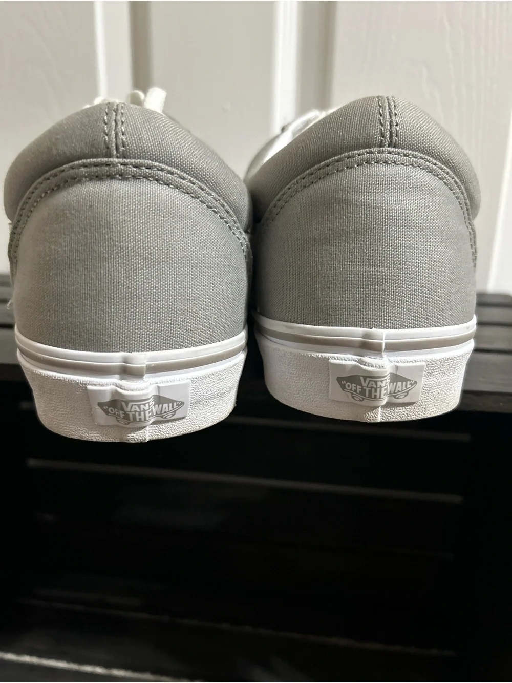 Vans Classic Old Skool Lo Grey & White Mens Sneakers Sz 12 EUC